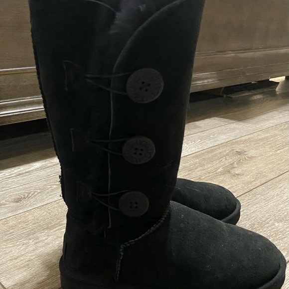 Ugg Bailey Button boot - Picture 2 of 5